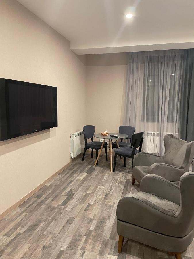 Park Avenue Hotel Jerevan Eksteriør billede